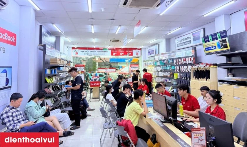Thay kính lưng Xiaomi Redmi K40 Pro uy tín tại Điện Thoại Vui