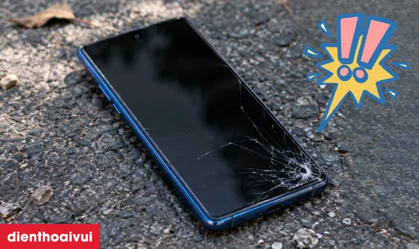 Mặt k&iacute;nh Samsung S10 Lite bị vỡ do đ&acirc;u