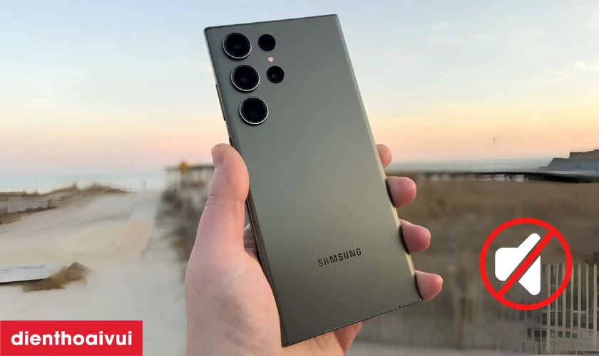Thay loa ngo&agrave;i Samsung