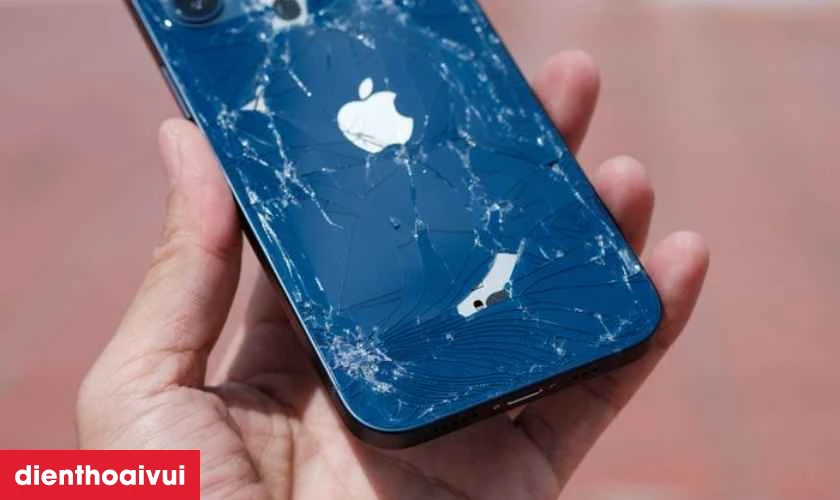 Nguy&ecirc;n nh&acirc;n khiến loa ngo&agrave;i iPhone 12 Mini bị r&egrave;