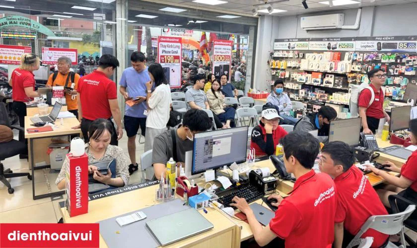 Thay loa ngo&agrave;i iPhone 12 Pro Max tại Điện Thoại Vui