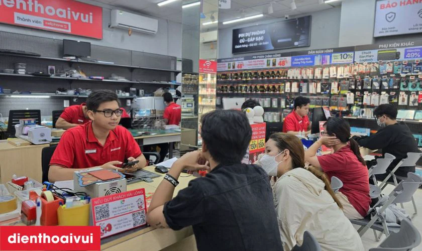 Cửa hàng thay loa ngoài iPhone 13 chính hãng Aries ở đâu uy tín, lấy liền lại TPHCM và Hà Nội
