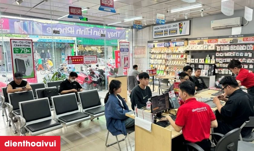 Dịch vụ thay loa ngo&agrave;i iPhone 14 ch&iacute;nh h&atilde;ng tại Điện Thoại Vui được nhiều kh&aacute;ch h&agrave;ng lựa chọn