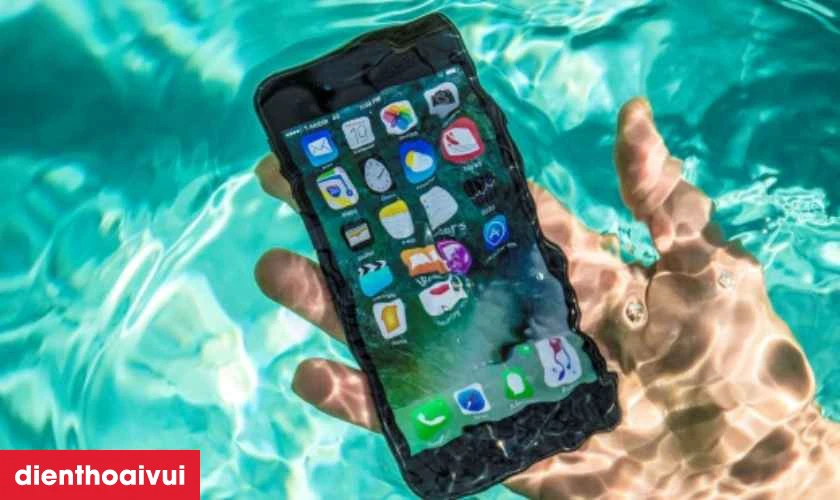 Nguy&ecirc;n nh&acirc;n khiến loa ngo&agrave;i iPhone 7 Plus bị r&egrave;, hỏng