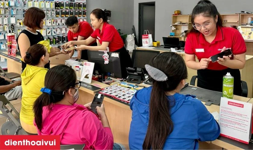 Địa chỉ thay loa ngo&agrave;i Samsung S22 Ultra ở đ&acirc;u uy t&iacute;n, lấy liền lại TPHCM v&agrave; H&agrave; Nội