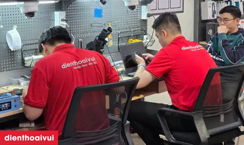 Quy trình thay loa ngoài Xiaomi Redmi Note 12S minh bạch tại Điện Thoại Vui