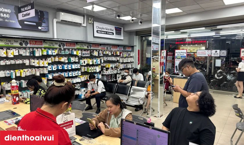 Dịch vụ thay loa trong iPhone 11 Pro ch&iacute;nh h&atilde;ng Aries lấy liền tại Điện Thoại Vui