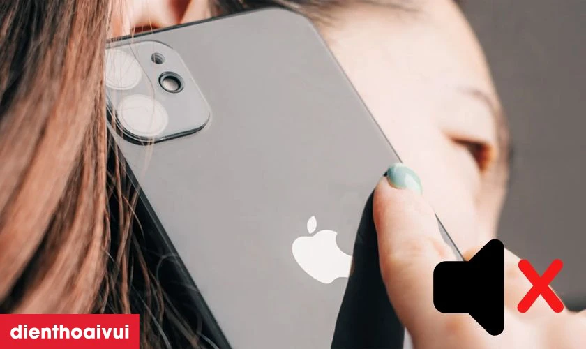 Khi n&agrave;o bạn cần thay loa trong iPhone 13
