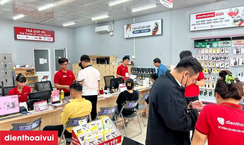 Cửa h&agrave;ng thay loa trong iPhone 16 ở đ&acirc;u uy t&iacute;n