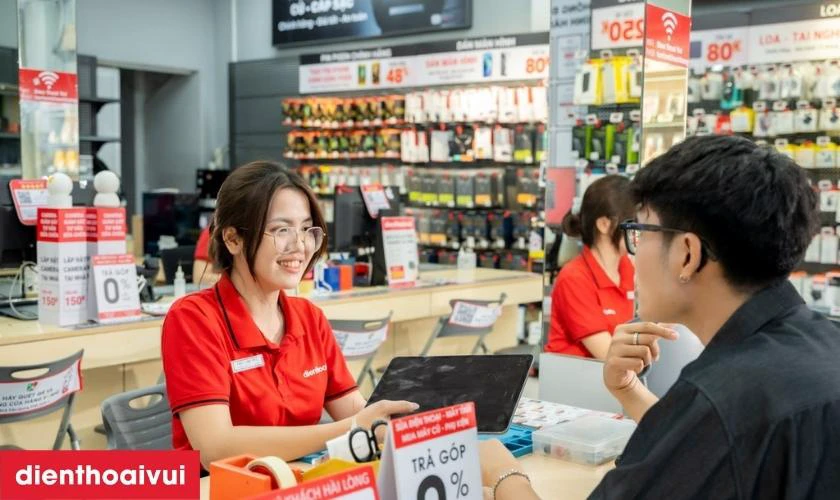 Dịch vụ thay loa trong iPhone 6 ch&iacute;nh h&atilde;ng, lấy liền tại Điện Thoại Vui