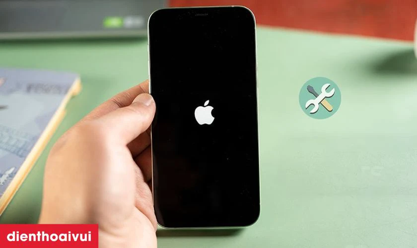 Khi nào cần thay main iPhone 13?
