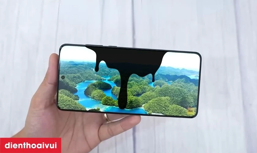 Dấu hiệu cho thấy bạn cần phải thay m&agrave;n h&igrave;nh điện thoại OnePlus mới