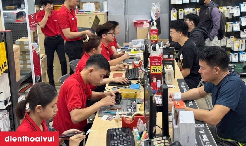 Ưu điểm khi thay m&agrave;n h&igrave;nh điện thoại Realme tại Điện Thoại Vui