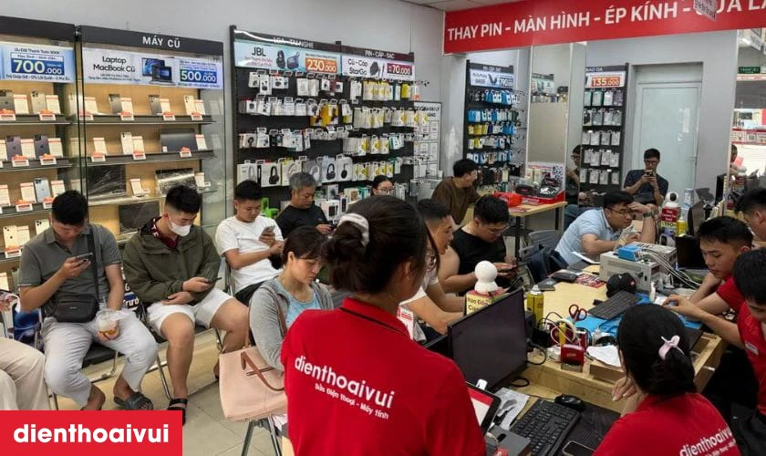 V&igrave; sao chọn thay m&agrave;n h&igrave;nh tại Điện Thoại Vui