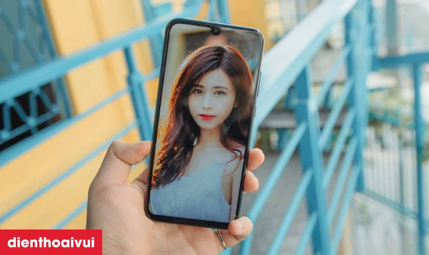 C&oacute; n&ecirc;n thay m&agrave;n h&igrave;nh Honor 10 Lite kh&ocirc;ng