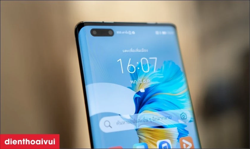 Tổng quan m&agrave;n h&igrave;nh điện thoại Huawei Mate 40 Pro?