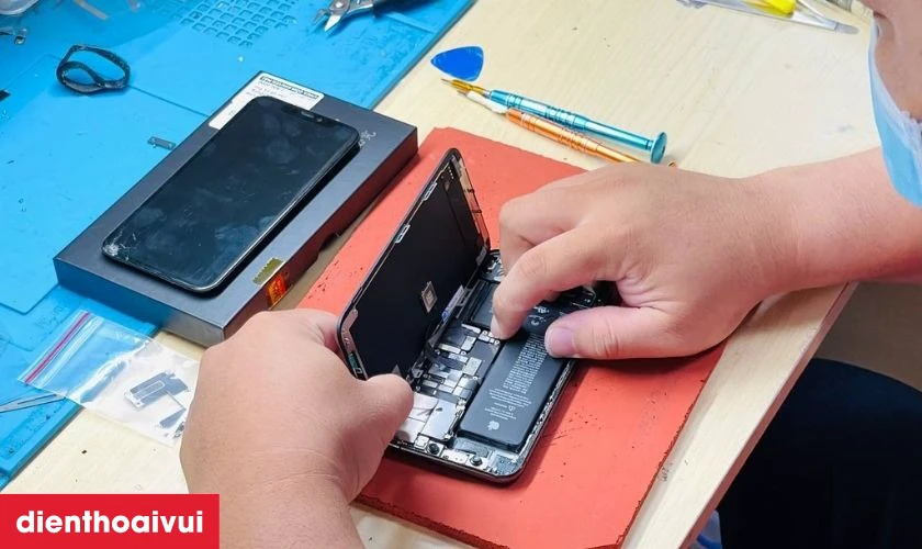 Cửa h&agrave;ng thay m&agrave;n h&igrave;nh Huawei Y6P ở đ&acirc;u uy t&iacute;n