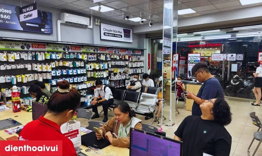 Cửa hàng thay linh kiện chính hãng GENA chính hãng, lấy liền tại Điện Thoại Vui