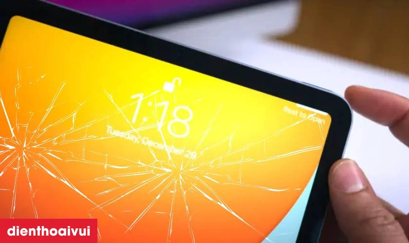Nguyên nhân hư hỏng màn hình iPad Air 5
