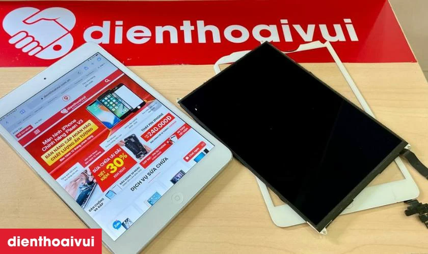Quy tr&igrave;nh thay thế linh kiện chuy&ecirc;n nghiệp tại Điện Thoại Vui 