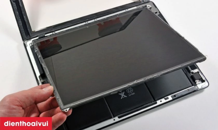M&agrave;n h&igrave;nh GENA loại Pro thay cho iPad Air 7 13 M2 2025 c&oacute; tốt kh&ocirc;ng?