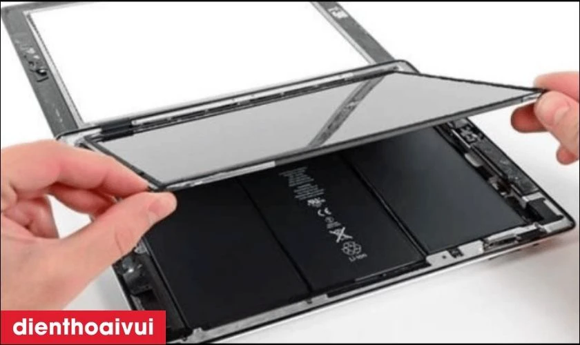 Rủi ro khi thay m&agrave;n h&igrave;nh iPad tại nơi kh&ocirc;ng uy t&iacute;n