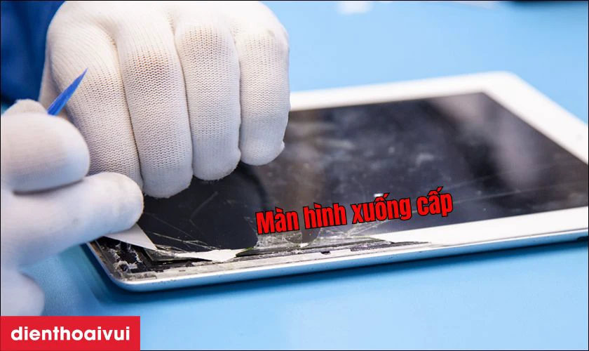 Nguy&ecirc;n nh&acirc;n hư hỏng m&agrave;n h&igrave;nh iPad Gen 6 2018