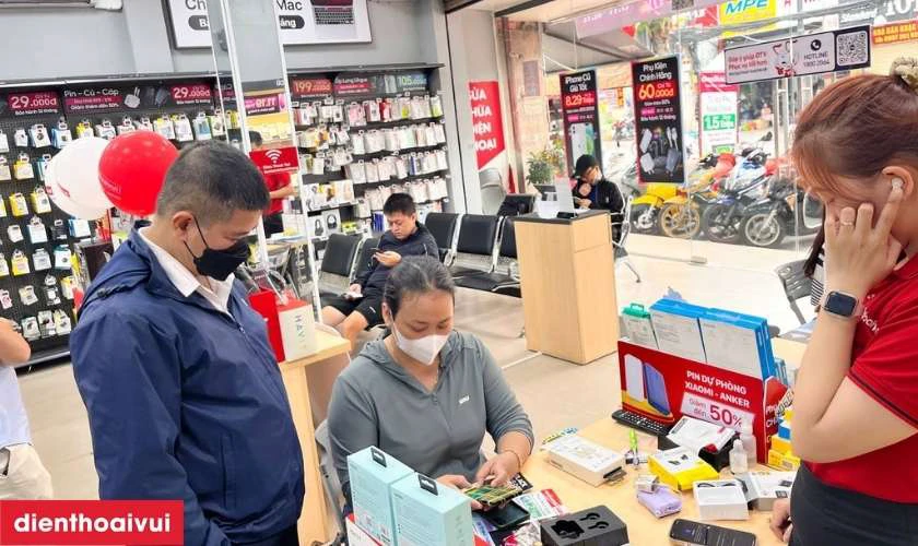 Giao máy và hướng dẫn sử dụng