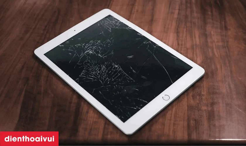 Nguyên nhân hư hỏng màn hình iPad Mini 4