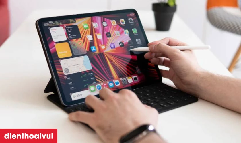 C&oacute; n&ecirc;n thay m&agrave;n h&igrave;nh iPad Pro 11 2021 kh&ocirc;ng