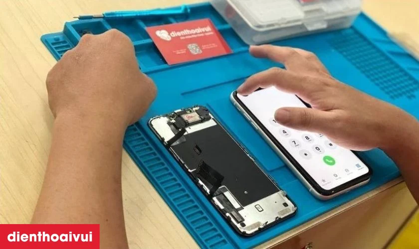 Lựa chọn địa chỉ thay m&agrave;n h&igrave;nh iPhone uy t&iacute;n để đảm bảo an to&agrave;n cho iPhone của bạn