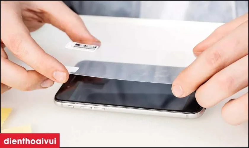 C&aacute;c lưu &yacute; cần quan t&acirc;m khi thay m&agrave;n h&igrave;nh điện thoại