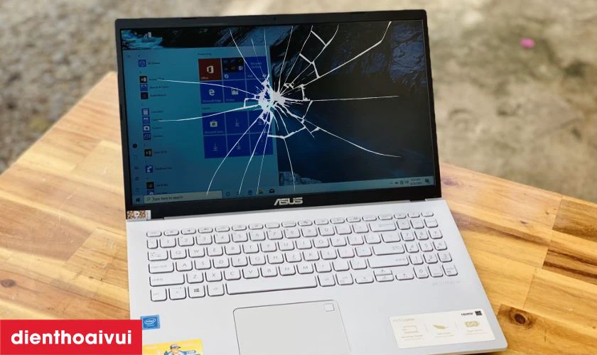 Laptop Asus VivoBook X560 bị hỏng màn hình, nên sửa hay thay mới?