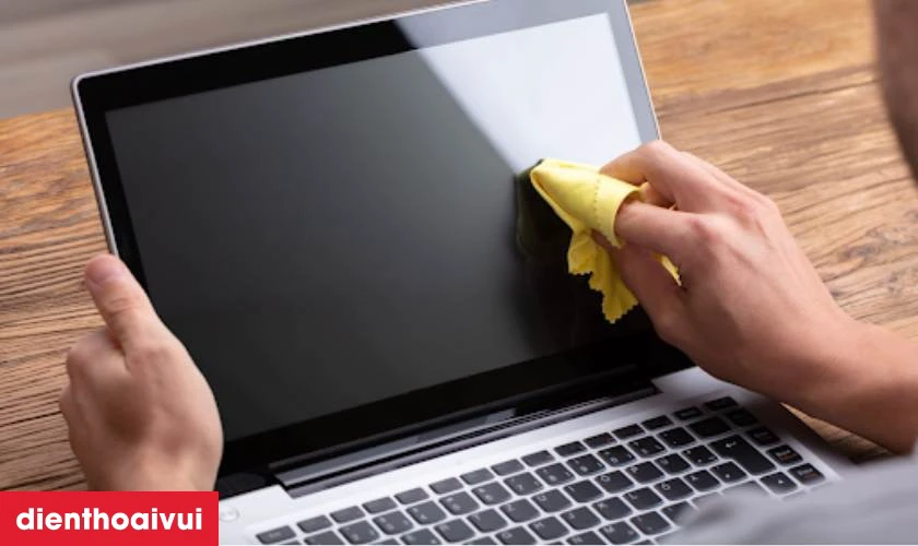 Mẹo bảo quản m&agrave;n h&igrave;nh sau thay