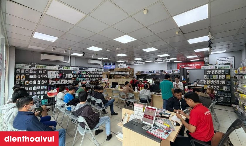Đặt lịch thay m&agrave;n h&igrave;nh laptop Asus ZenBook UX3420U gi&aacute; tốt tại Điện Thoại Vui