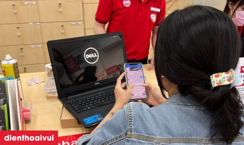 Tiếp nhận y&ecirc;u cầu thay m&agrave;n h&igrave;nh laptop Dell Inspiron 13 7386 từ kh&aacute;ch h&agrave;ng