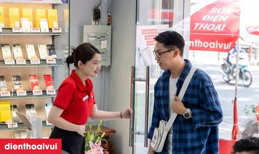 Tiếp nhận th&ocirc;ng tin thay m&agrave;n h&igrave;nh laptop Dell Inspiron 14 3465 từ kh&aacute;ch h&agrave;ng