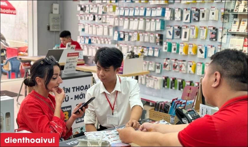Những lợi &iacute;ch khi thay m&agrave;n h&igrave;nh laptop tại Điện Thoại Vui
