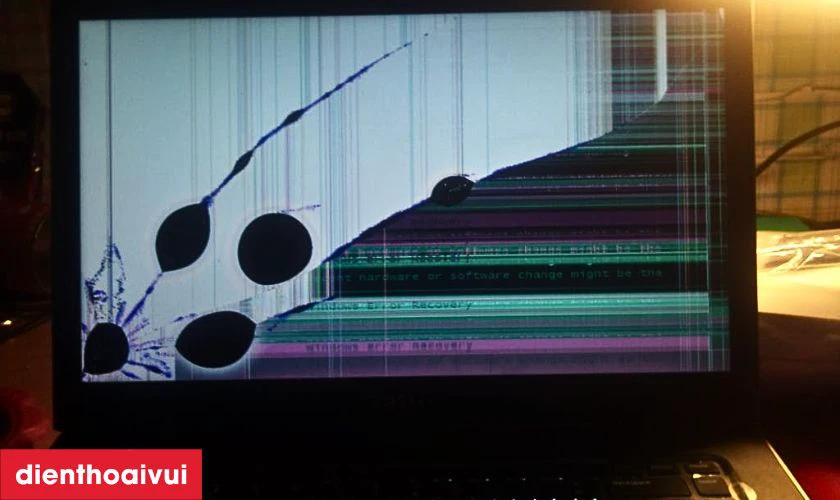 Dấu hiệu cần thay m&agrave;n h&igrave;nh laptop Dell