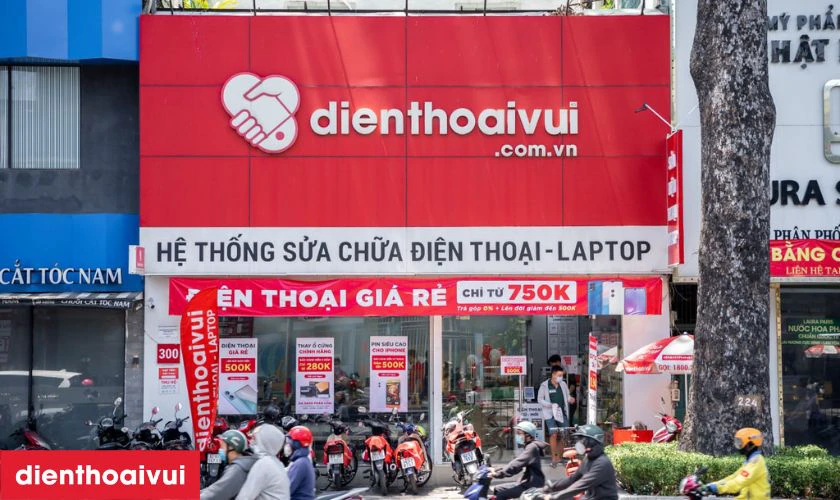 Địa chỉ thay m&agrave;n h&igrave;nh laptop Dell Inspiron 17 1000 của Điện Thoại Vui