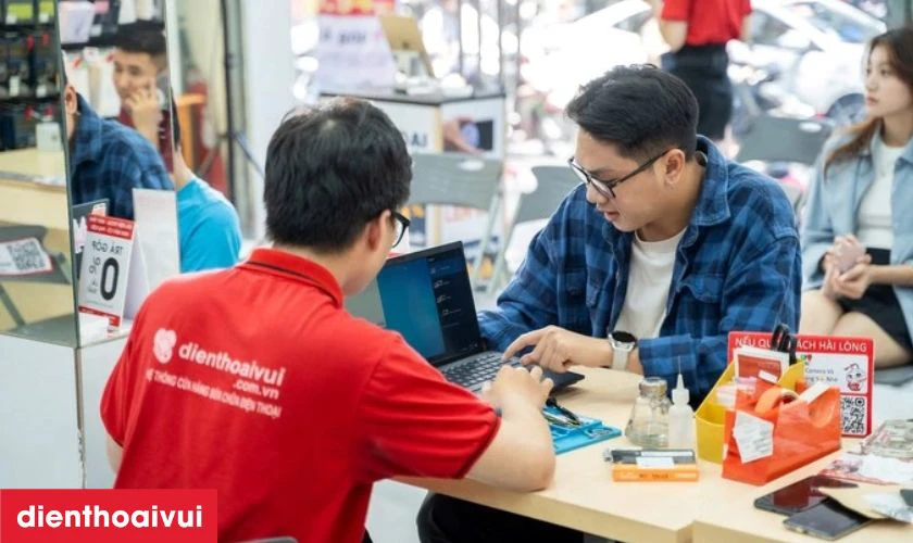 Thay m&agrave;n h&igrave;nh laptop Dell Inspiron 3421 ch&iacute;nh h&atilde;ng, gi&aacute; tốt tại Điện Thoại Vui