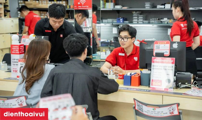 Quy trình thay màn hình laptop Dell Inspiron 5545 chuyên nghiệp tại Điện Thoại Vui