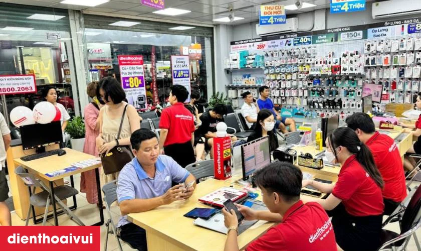 Đặt lịch thay màn hình laptop Dell Inspiron