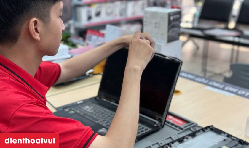 Quy tr&igrave;nh thay m&agrave;n h&igrave;nh laptop Dell Latitude 14 E3340