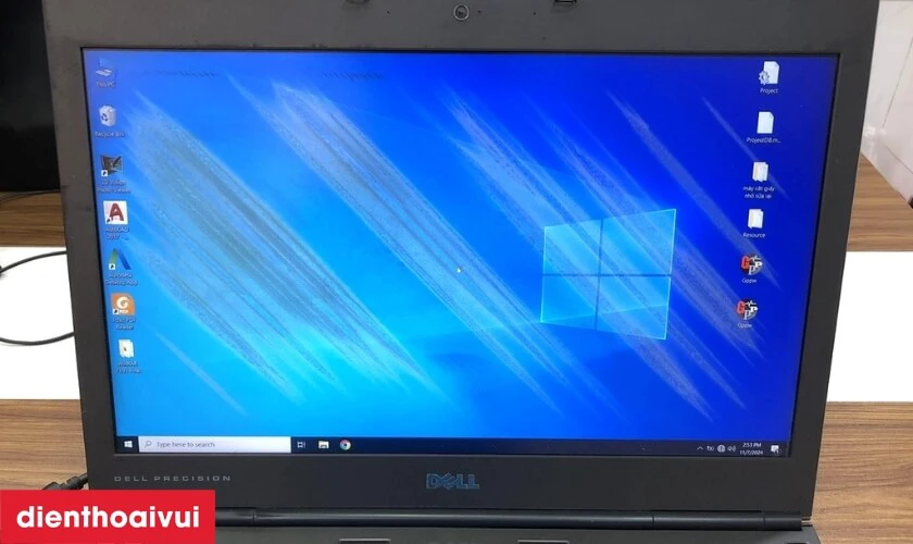 Dấu hiệu cần thay m&agrave;n h&igrave;nh laptop Dell Precision 15 M4600