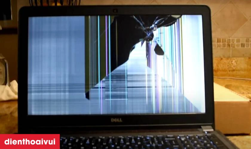 Dấu hiệu nhận biết cần thay màn hình laptop Dell Precision