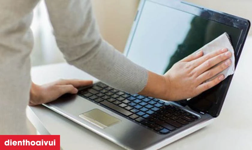 Cách bảo quản màn hình laptop Dell Precision sau thay để kéo dài tuổi thọ