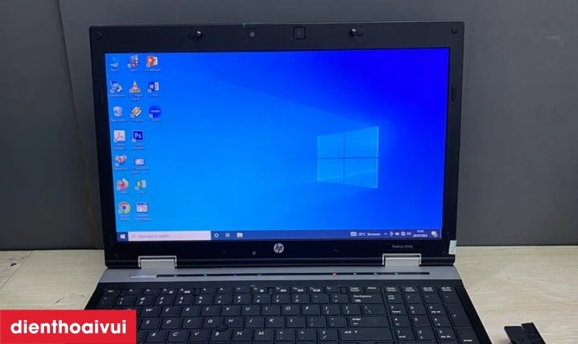 Dấu hiệu cần thay m&agrave;n h&igrave;nh laptop HP ELITEBOOK 8540P