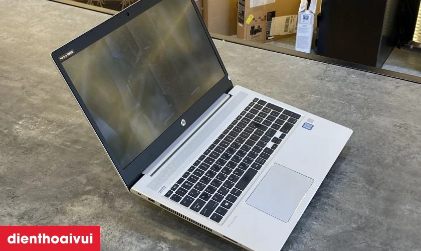 Nguy&ecirc;n nh&acirc;n khiến m&agrave;n h&igrave;nh laptop HP ProBook 450 G6 nhanh hỏng