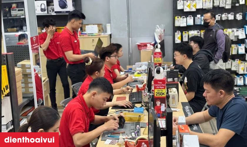 Quy tr&igrave;nh thay m&agrave;n h&igrave;nh laptop HP Spectre X360 13 AW0157TU nhanh ch&oacute;ng